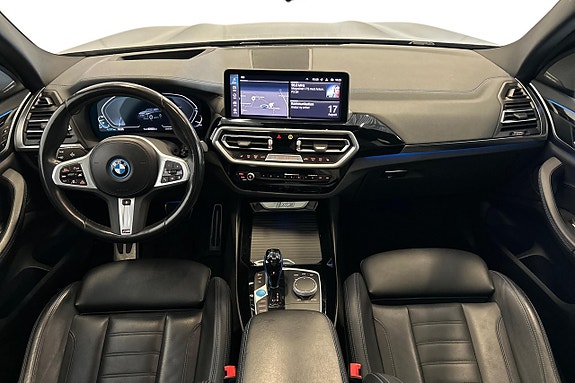 BMW iX3 15 of 24