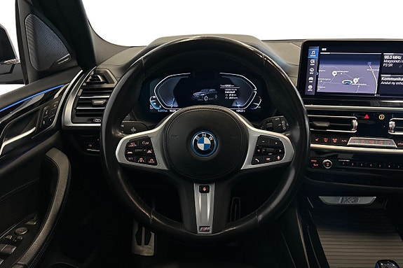 BMW iX3 11 of 24