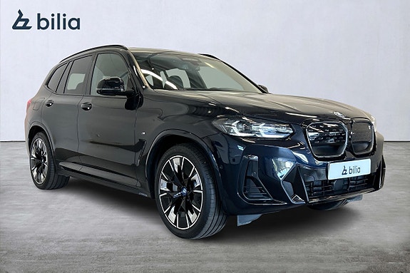 BMW iX3 3 of 24