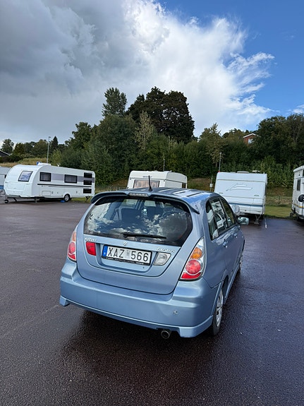 Suzuki Liana 7 of 11