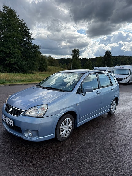 Suzuki Liana 5 of 11