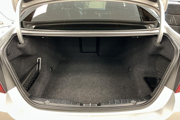 BMW 520d 22 of 26