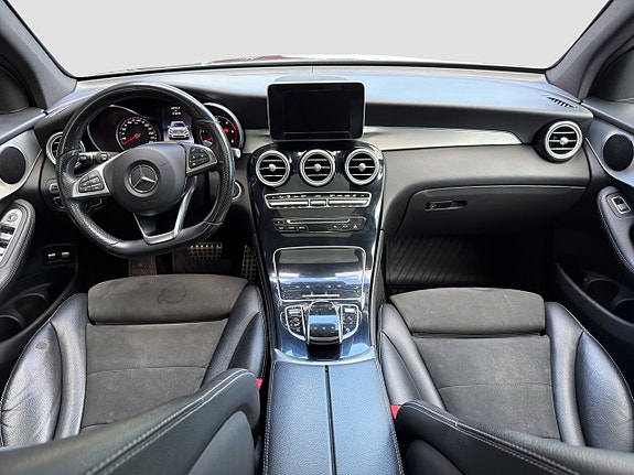 Mercedes-Benz GLC220 d 10 of 16