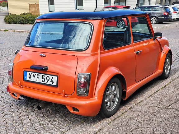 Rover Mini 2 of 9