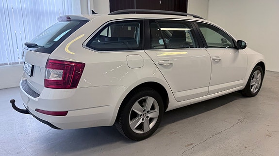 Skoda Octavia 6 of 13