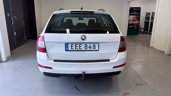 Skoda Octavia 5 of 13
