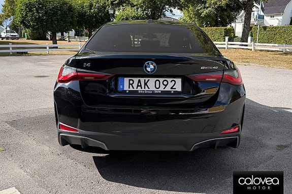 BMW i4 4 of 15