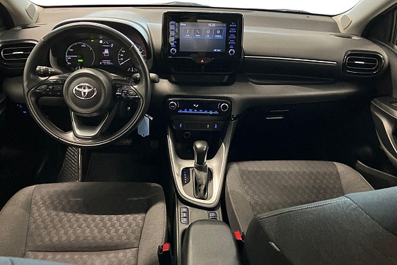 Toyota Yaris 13 of 24