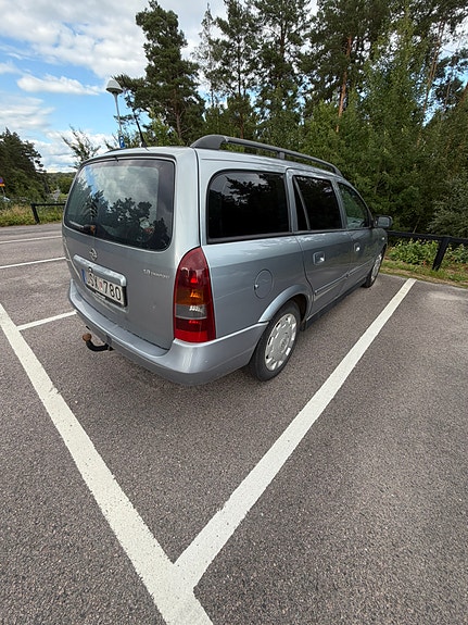 Opel Astra 4 of 16
