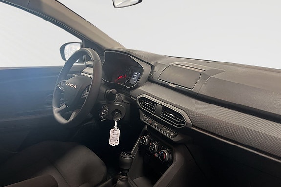 Dacia Sandero 6 of 6