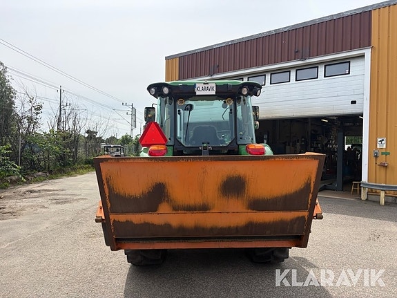 Traktor John Deere 5100M med Frontlastare och 4 of 6
