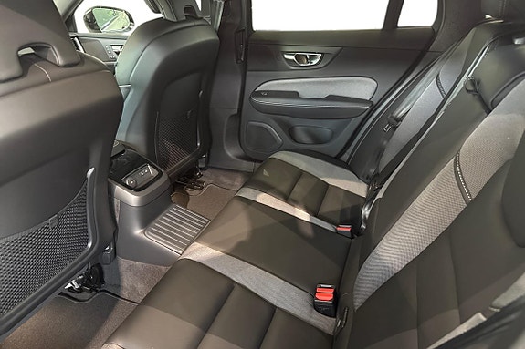 Volvo V60 13 of 21