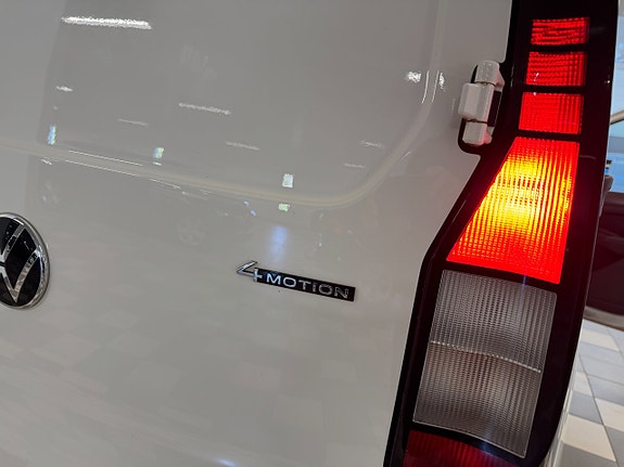 Volkswagen Caddy 13 of 15