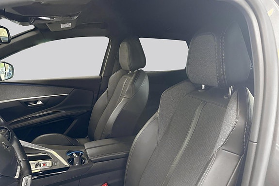 Peugeot 3008 10 of 15