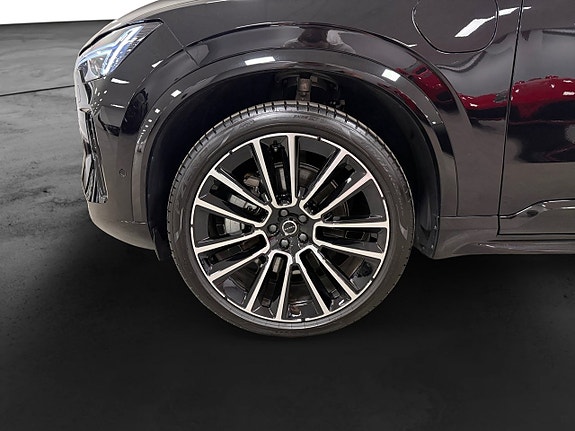 Volvo XC90 19 of 20