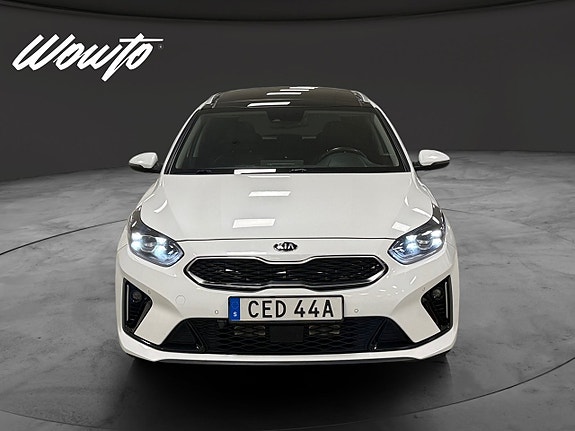 Kia Ceed 2 of 22