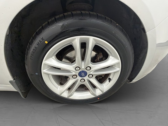 Ford Mondeo 28 of 30