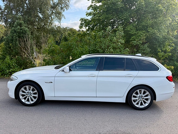 BMW 525d 2 of 10