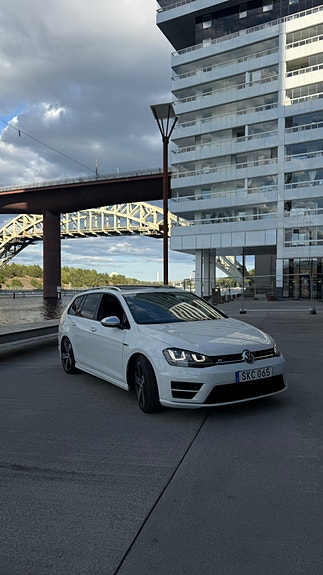 Volkswagen Golf VII 2 of 5
