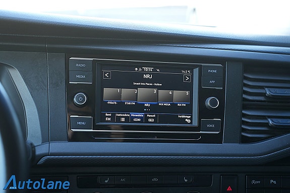 Volkswagen Transporter 15 of 16