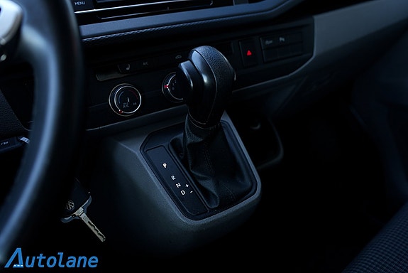 Volkswagen Transporter 13 of 16