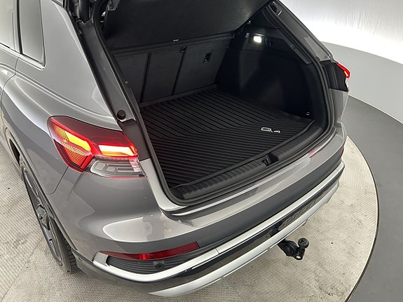 Audi Q4 e-tron 11 of 21