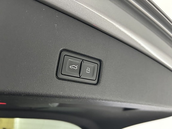 Audi Q4 e-tron 13 of 21