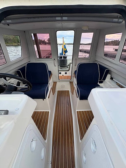 MV Marin 5400 MC - 2009 - Optimax 90 - 211 timmar 6 of 9