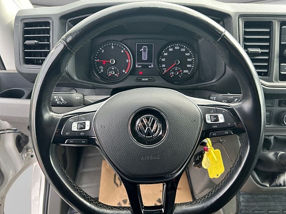 Volkswagen Crafter 35 12 of 16