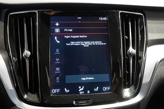 Volvo V60 Cross Country 17 of 23