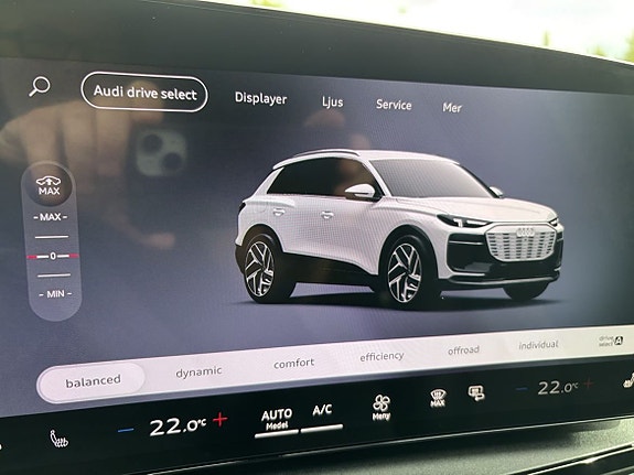 Audi Q6 e-tron 12 of 12