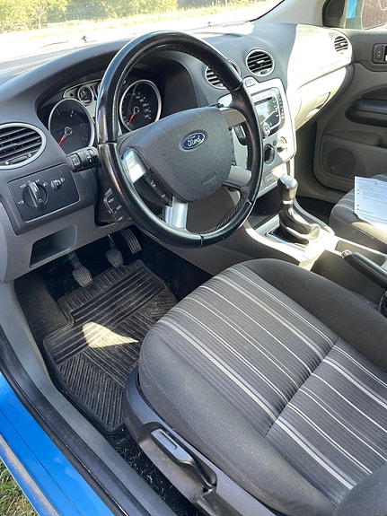 Ford Focus 3 of 7