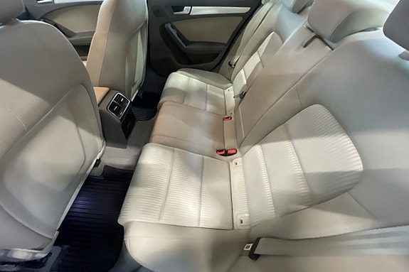 Audi A4 9 of 15