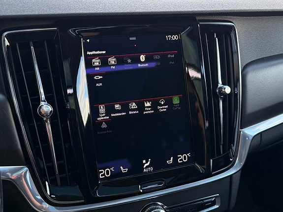 Volvo V90 Cross Country 16 of 25
