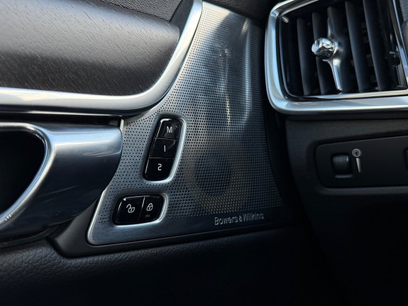 Volvo V90 Cross Country 24 of 25