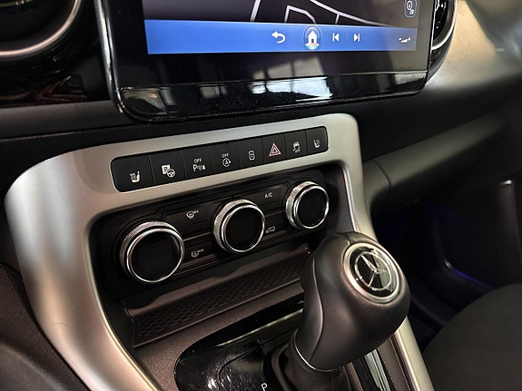 Mercedes-Benz T180 d 8 of 11