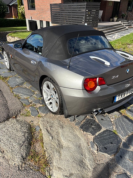 BMW Z4 4 of 5