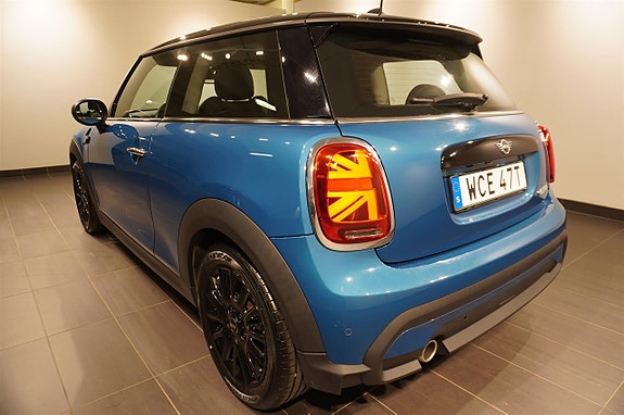 MINI Cooper 13 of 13