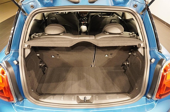 MINI Cooper 6 of 13