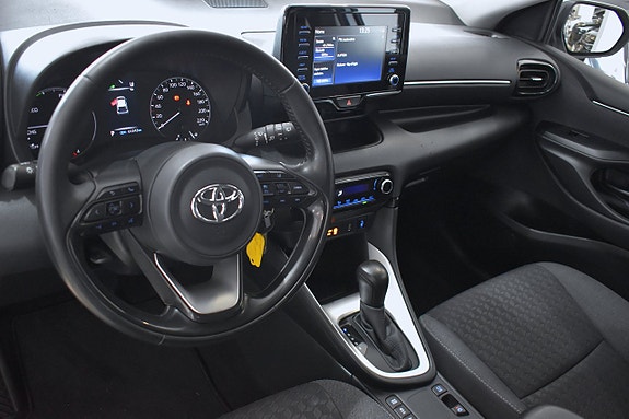 Toyota Yaris 6 of 19