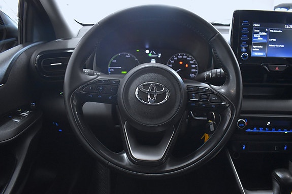 Toyota Yaris 10 of 19