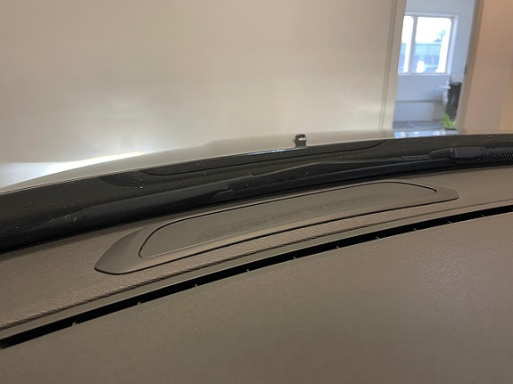 Volvo V70 12 of 26
