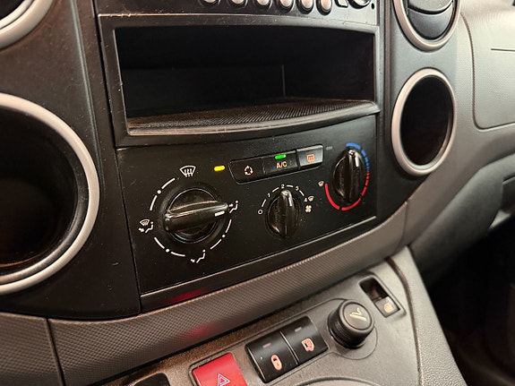 Peugeot Partner 19 of 21