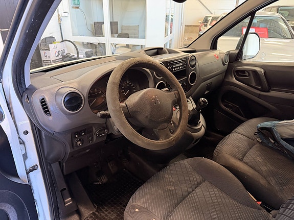 Peugeot Partner 14 of 21