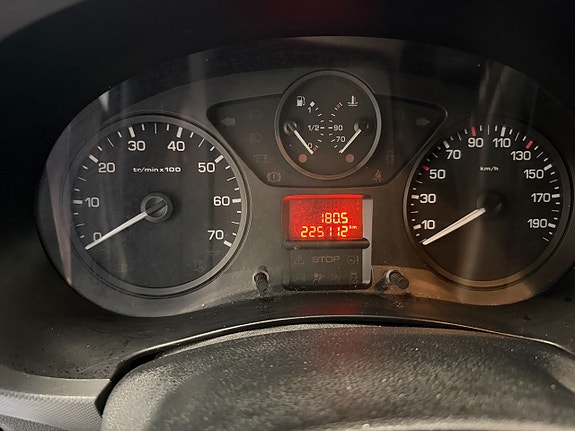 Peugeot Partner 20 of 21