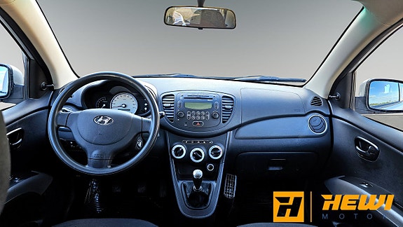 Hyundai i10 10 of 15