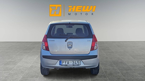 Hyundai i10 3 of 15