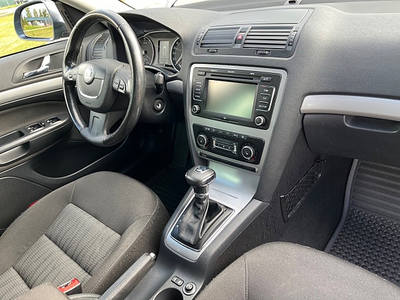 Skoda Octavia 12 of 24