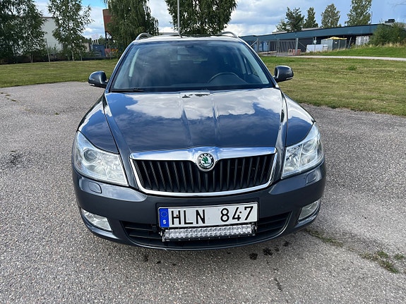 Skoda Octavia 8 of 24