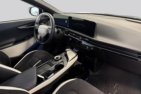 Kia EV6 10 of 14